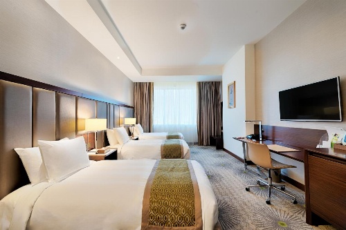Holiday Suites Al Azizia image 1