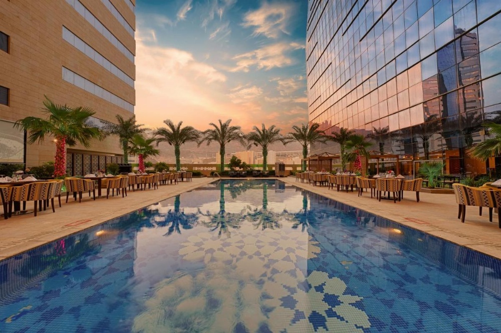 Holiday Suites Al Azizia Image 17