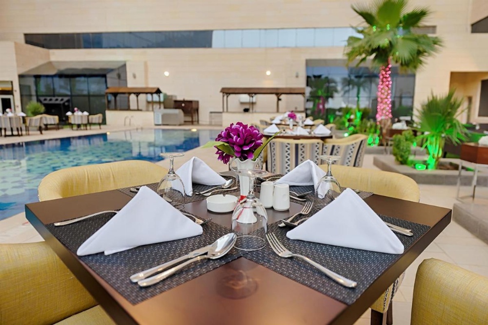 Holiday Suites Al Azizia Image 6